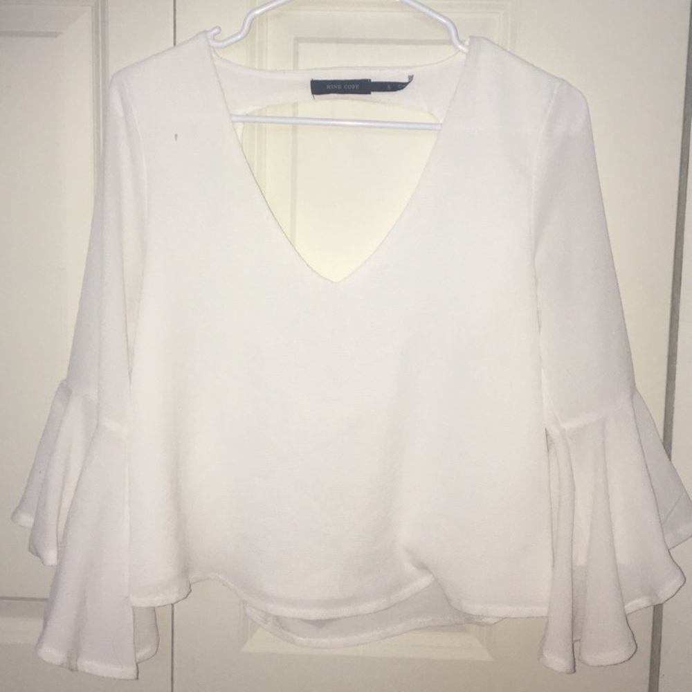 🎂 Bell sleeves Crop Top